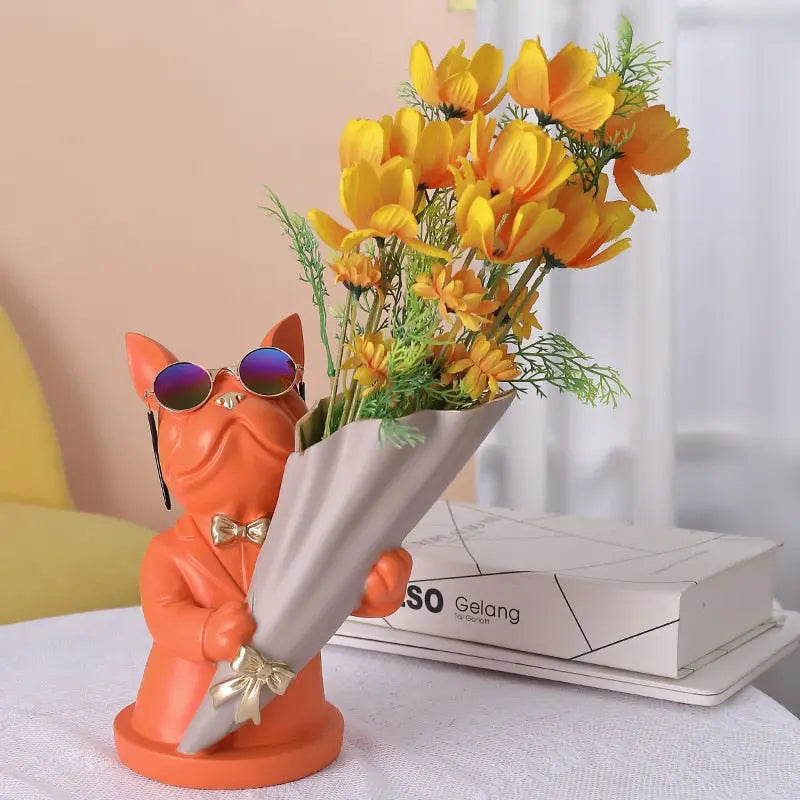 Votanila Bulldog Flower Vase